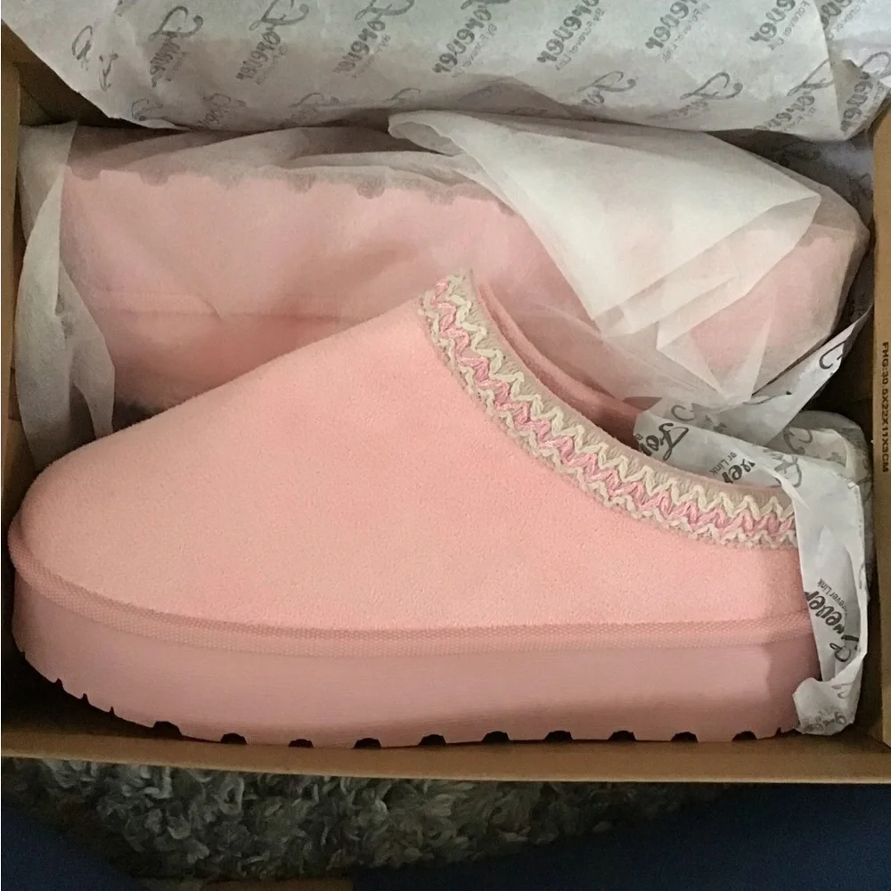 Pink boots - Picture 1 of 1
